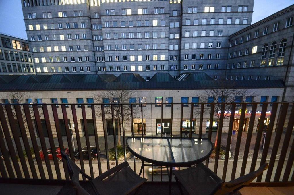 Appartement High-quality In The Heart Of 4 Stuttgart